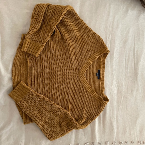 Mustard chenille cropped sweater - Picture 3 of 8